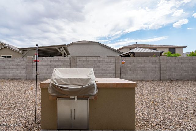 16860 W BUCKHORN Trail, Surprise, AZ 85387
