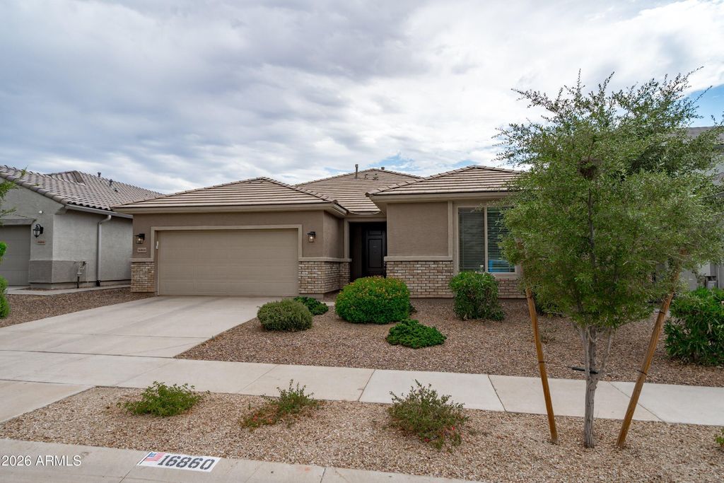 16860 W BUCKHORN Trail, Surprise, AZ 85387 — photo 2