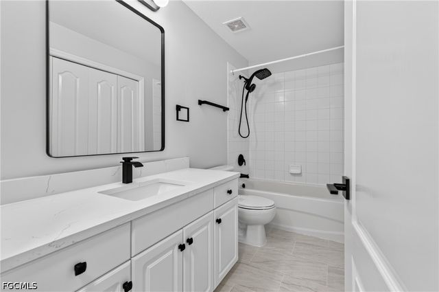 9470 Ivy Brook RUN 806, Fort Myers, FL 33913
