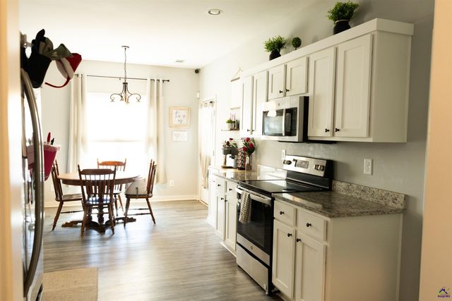 204 Greylock Drive, Perry, GA 31069