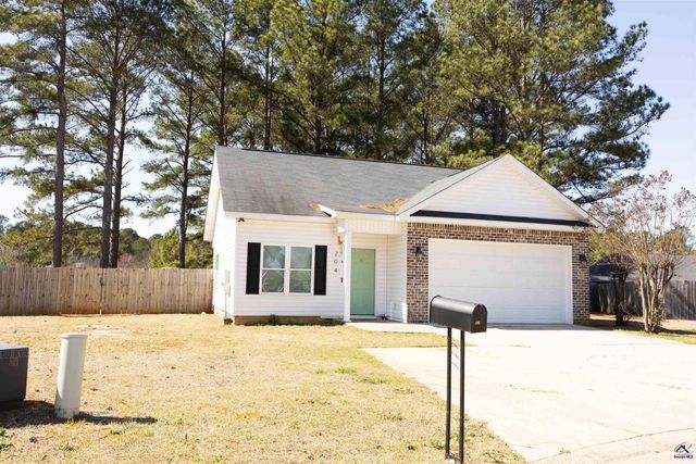 204 Greylock Drive, Perry, GA 31069