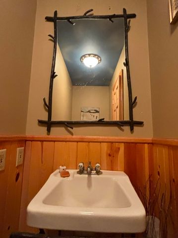 6345 E Jordan Road, Banks Twp, MI 49729