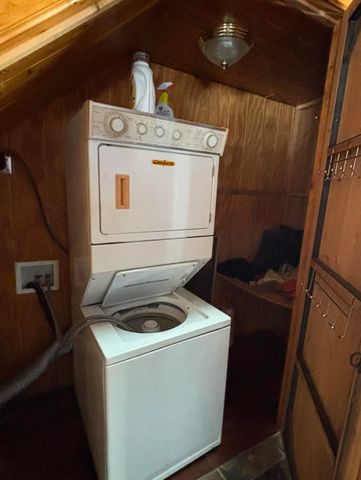 6345 E Jordan Road, Banks Twp, MI 49729