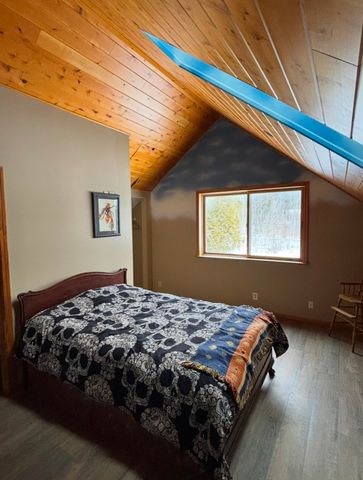 6345 E Jordan Road, Banks Twp, MI 49729