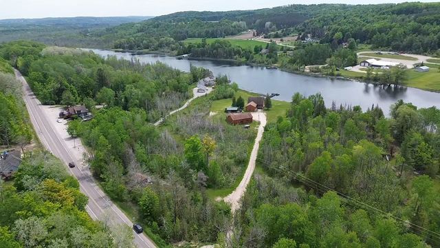 6345 E Jordan Road, Banks Twp, MI 49729