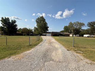 14801 E 140th Street North, Collinsville, OK 74021