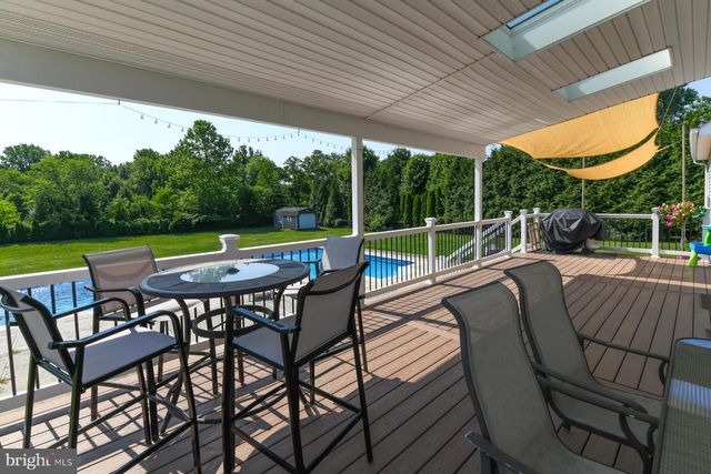 106 KIRSCHLING DR, Swedesboro, NJ 08085