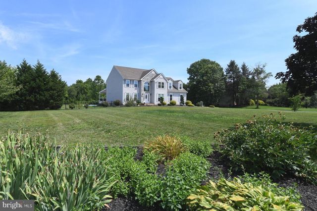 106 KIRSCHLING DR, Swedesboro, NJ 08085