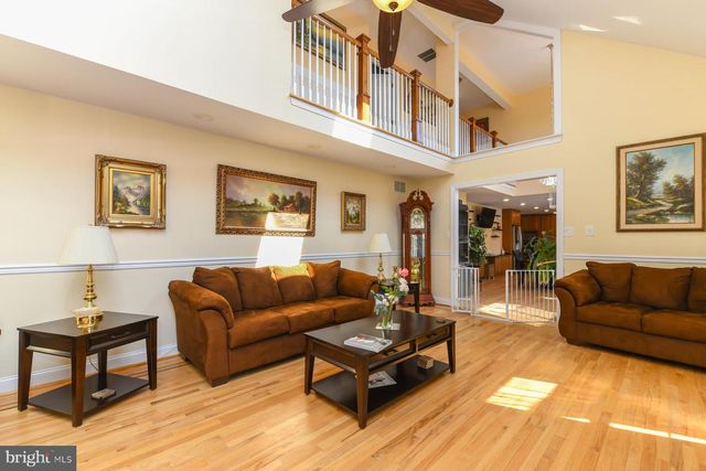 106 KIRSCHLING DR, Swedesboro, NJ 08085