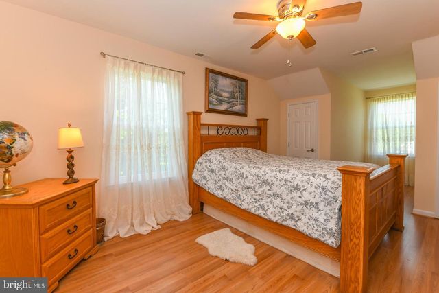 106 KIRSCHLING DR, Swedesboro, NJ 08085
