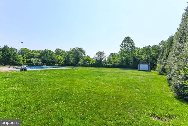 106 KIRSCHLING DR, Swedesboro, NJ 08085