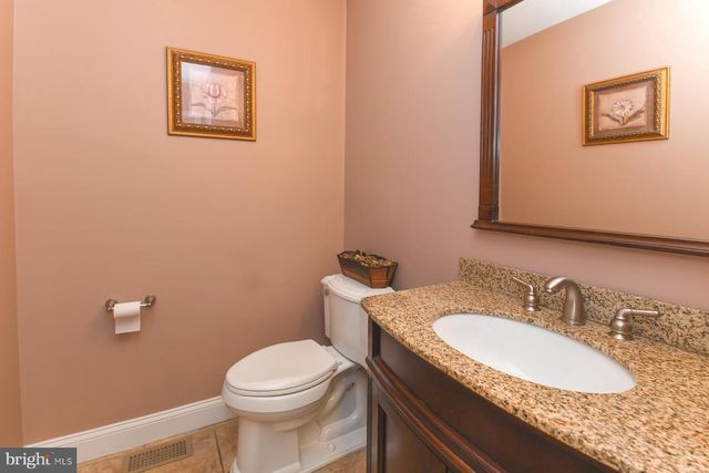 106 KIRSCHLING DR, Swedesboro, NJ 08085