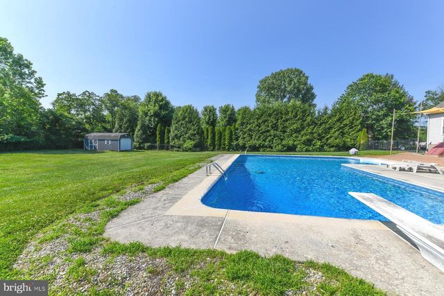 106 KIRSCHLING DR, Swedesboro, NJ 08085