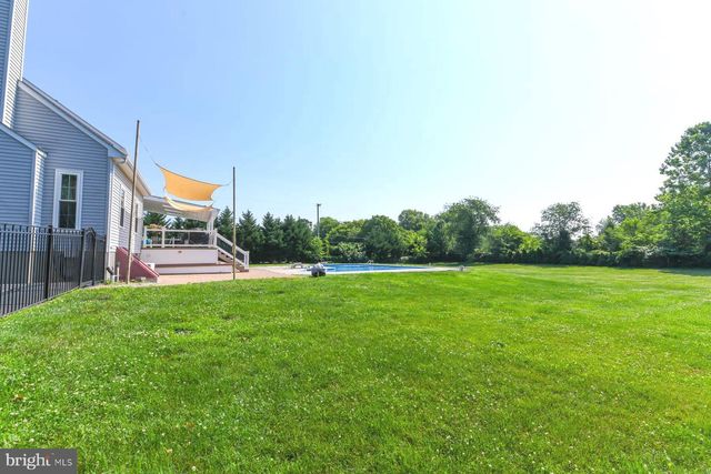 106 KIRSCHLING DR, Swedesboro, NJ 08085