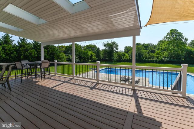 106 KIRSCHLING DR, Swedesboro, NJ 08085