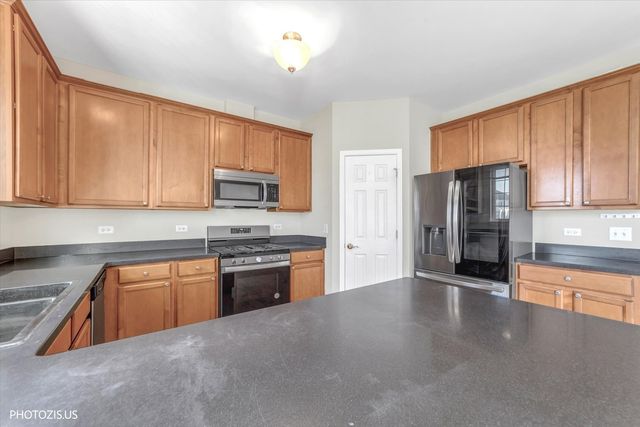 1717 Maple Avenue, Hanover Park, IL 60133