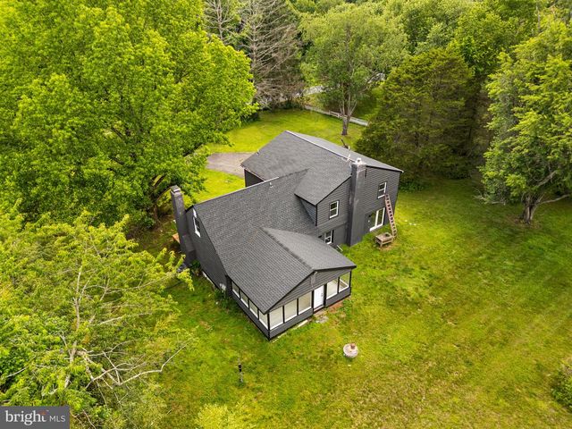 717 KENTLAND DR, Great Falls, VA 22066