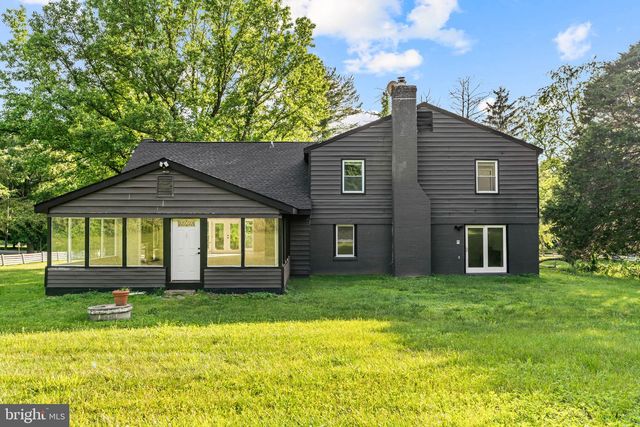 717 KENTLAND DR, Great Falls, VA 22066