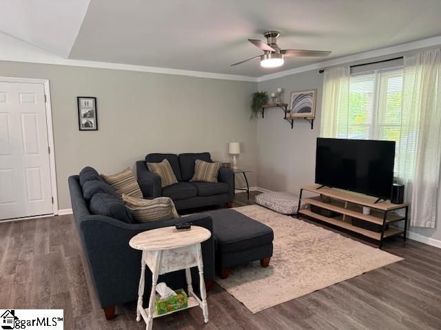 606 E Darby Road, Taylors, SC 29687