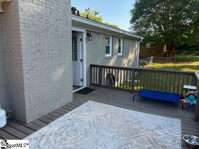 606 E Darby Road, Taylors, SC 29687