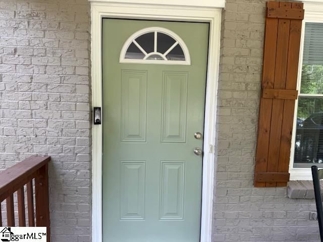 606 E Darby Road, Taylors, SC 29687