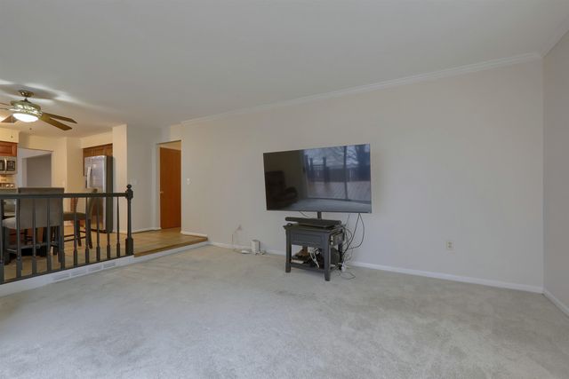 100 Dalton Drive, Rochester Hills, MI 48307