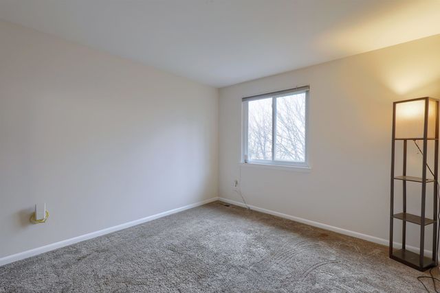 100 Dalton Drive, Rochester Hills, MI 48307