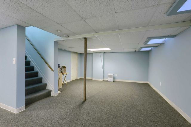 100 Dalton Drive, Rochester Hills, MI 48307