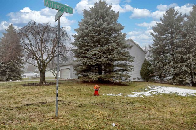 100 Dalton Drive, Rochester Hills, MI 48307