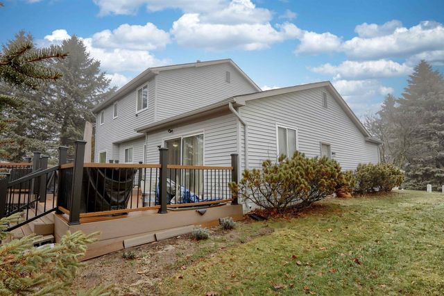 100 Dalton Drive, Rochester Hills, MI 48307