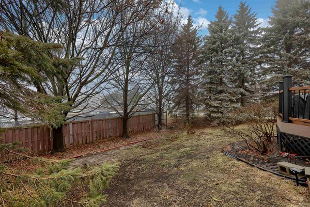 100 Dalton Drive, Rochester Hills, MI 48307