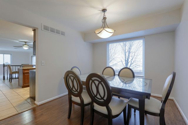 100 Dalton Drive, Rochester Hills, MI 48307