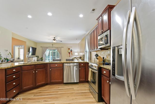 143 Cornel Lane, Hampstead, NC 28443