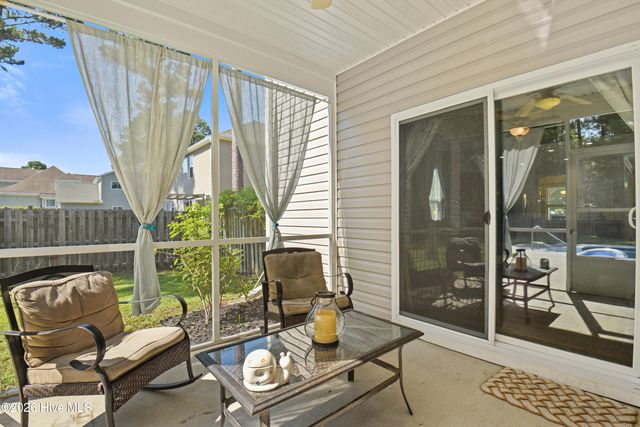 143 Cornel Lane, Hampstead, NC 28443