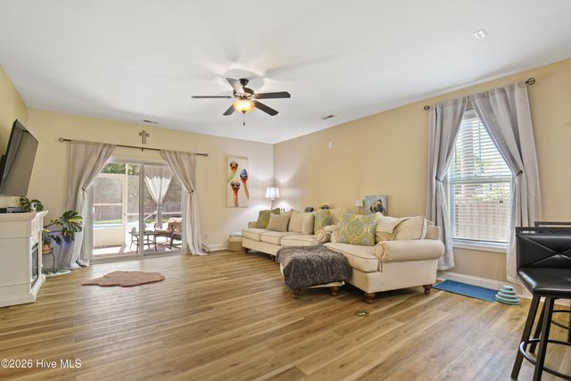 143 Cornel Lane, Hampstead, NC 28443