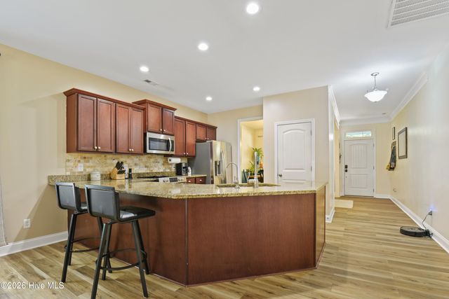 143 Cornel Lane, Hampstead, NC 28443