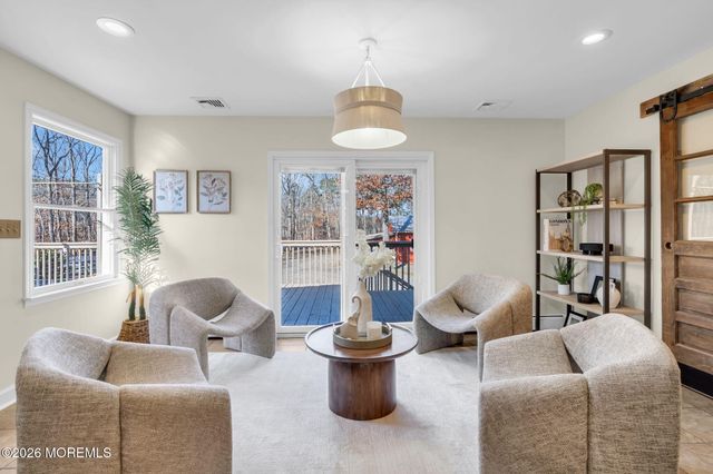 592 Whitecomb Avenue, Jackson, NJ 08527