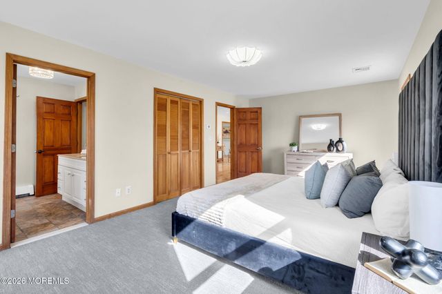 592 Whitecomb Avenue, Jackson, NJ 08527