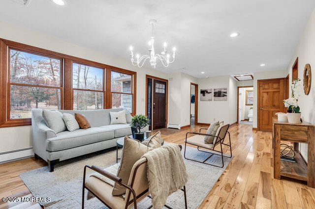 592 Whitecomb Avenue, Jackson, NJ 08527