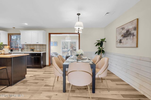 592 Whitecomb Avenue, Jackson, NJ 08527