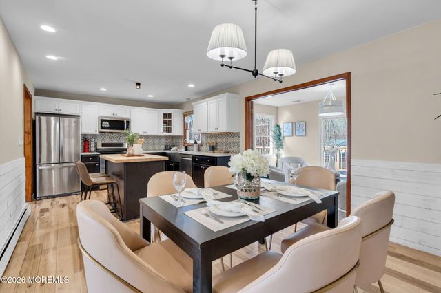 592 Whitecomb Avenue, Jackson, NJ 08527