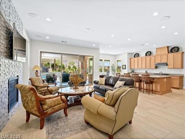 53 Cantabria Coast Street, Las Vegas, NV 89138