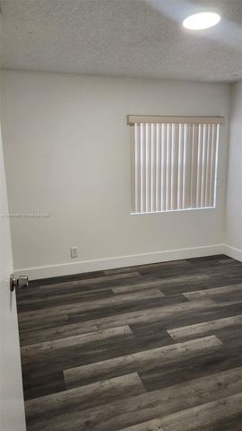 1365 Springside Dr 1365, Weston, FL 33326