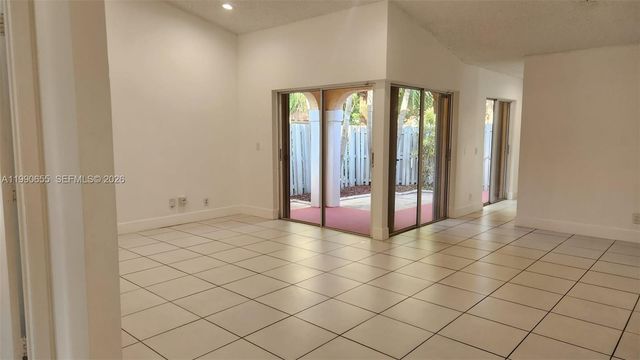 1365 Springside Dr 1365, Weston, FL 33326