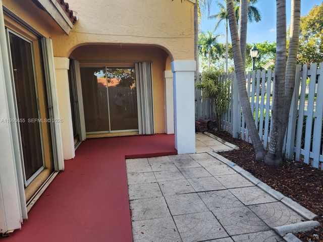 1365 Springside Dr 1365, Weston, FL 33326
