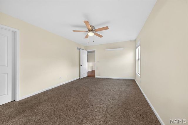 599 Crestfall Drive, Washington, MO 63090