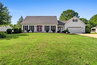 2047 Quail Run Drive, Cortland, OH 44410