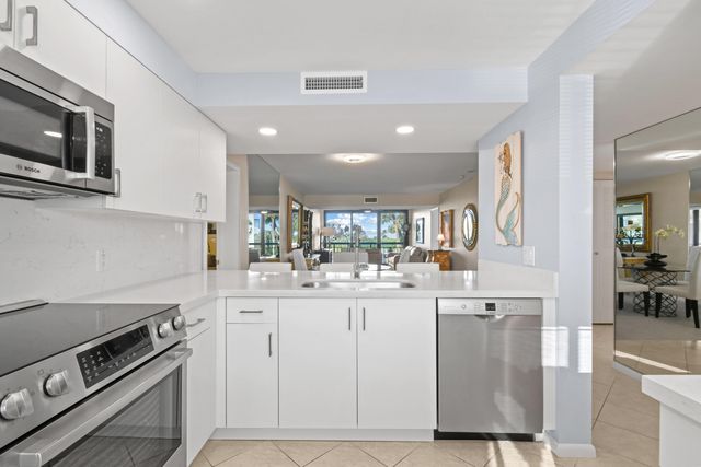 501 S Seas Drive 206, Jupiter, FL 33477