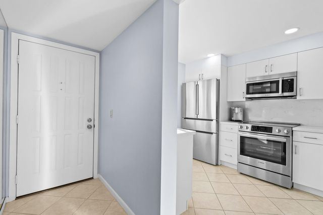 501 S Seas Drive 206, Jupiter, FL 33477