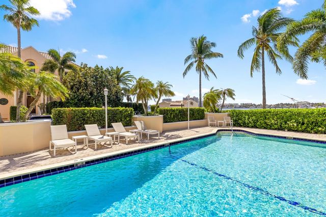250 Bradley Place 307, Palm Beach, FL 33480